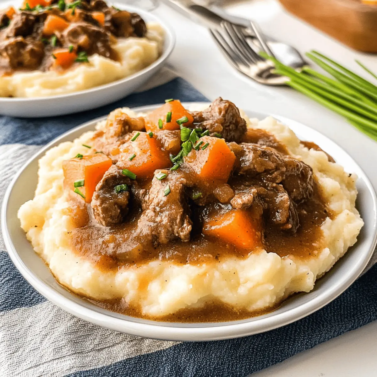 Apple Cider Beef Stew over Mashed Potatoes suut9e