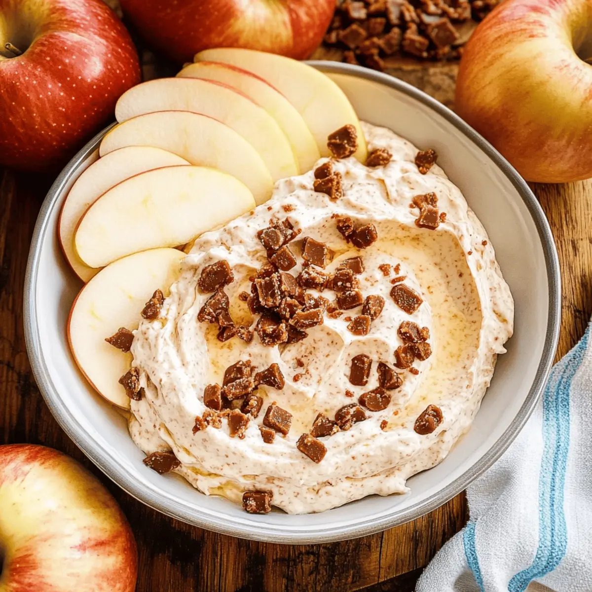 Creamy Toffee Apple Dip Ready in 5 Minutes for Gatherings